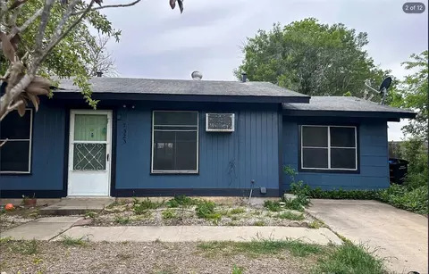 7323 Walnut Valley Dr, San Antonio, TX 78242