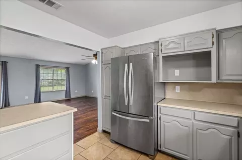 Other - 650 W Austin Rd, Luling, TX 78648 photo 1 of 2