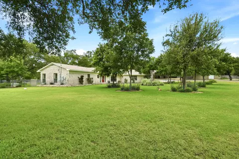126 Esparada Dr, Georgetown, TX 78628