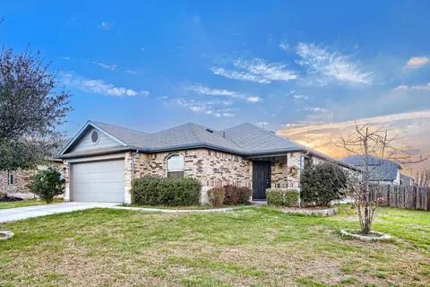 100 Liard River Rd, Hutto, TX 78634