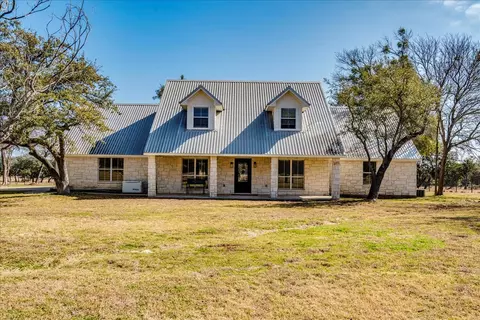 8301 Brewer Ln, Salado, TX 76571