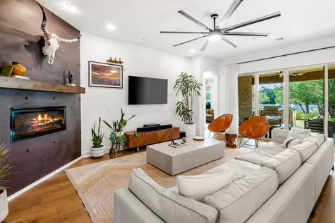 9724 Chamois Way, Austin, TX 78736