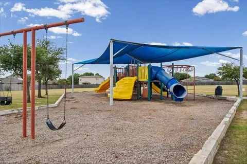 610 Sherry Dr, Leander, TX 78641 photo 32