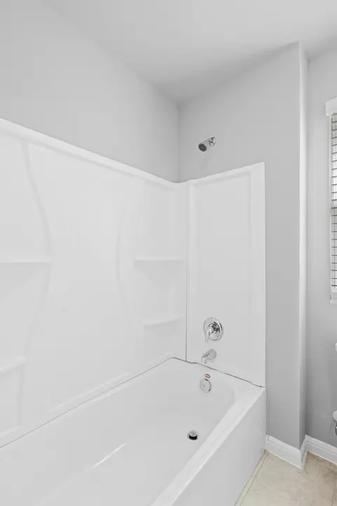 Bath - 453 Gaida Loop, Georgetown, TX 78628 photo 4 of 4