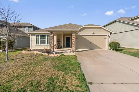 124 Denton Dr, Hutto, TX 78634