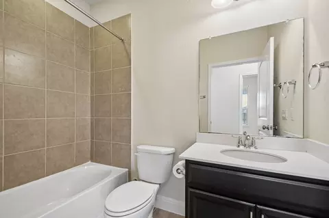 Bath - 10411 Turnbull Loop, Austin, TX 78717 photo 1 of 3