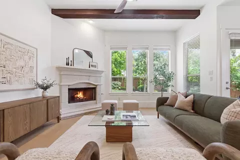 8424 Etienne Cv, Austin, TX 78759