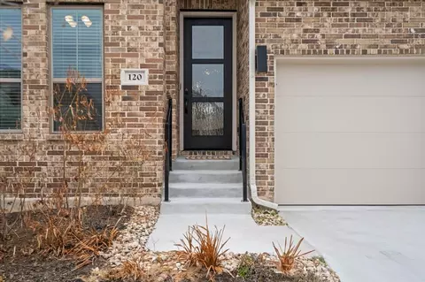 Exterior - 120 Plumbago Loop, Bastrop, TX 78602 photo 5 of 8