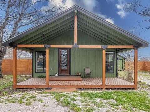 545 W Vaughan St, Bertram, TX 78605