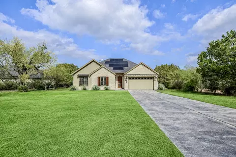 935 Wesley Ridge Dr, Spicewood, TX 78669