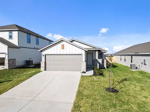 125 Hatari Trl, Jarrell, TX 76537