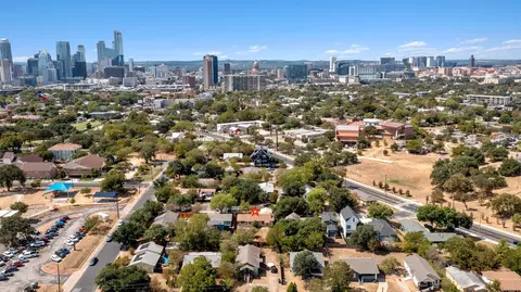 1113 Lawson Ln, Austin, TX 78702