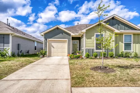 549 Arnold Loop #A, Kyle, TX 78640