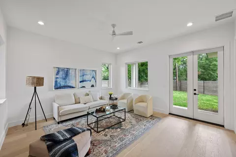 3614 Abbate Cir #A, Austin, TX 78721