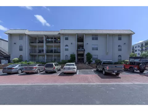 910 Duncan Ln #50, Austin, TX 78705