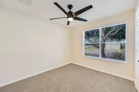 Bedroom - 14521 Gurneys Eagle Dr, Elgin, TX 78621 photo 3 of 5