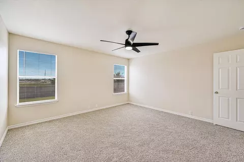 Bedroom - 14521 Gurneys Eagle Dr, Elgin, TX 78621 photo 2 of 5