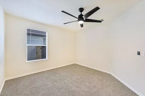 Bedroom - 14521 Gurneys Eagle Dr, Elgin, TX 78621 photo 4 of 5