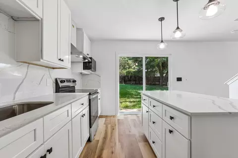 4504 Lyra Cir, Austin, TX 78744