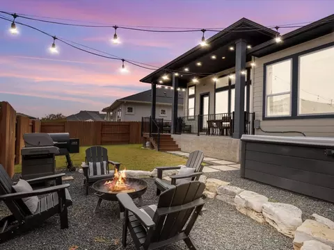 9001 Centurion Path, Austin, TX 78744