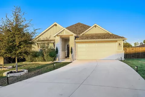 139 Short Toed Swoop, Cedar Creek, TX 78612