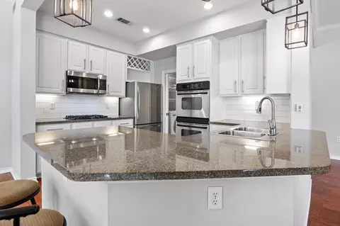 300 San Gabriel Village Blvd #410, Georgetown, TX 78626