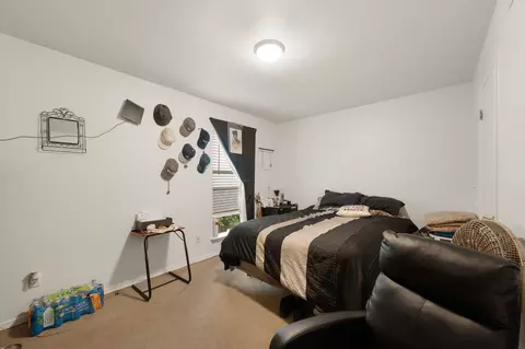 Bedroom - 128 Hillside Dr, Elgin, TX 78621 photo 4 of 6