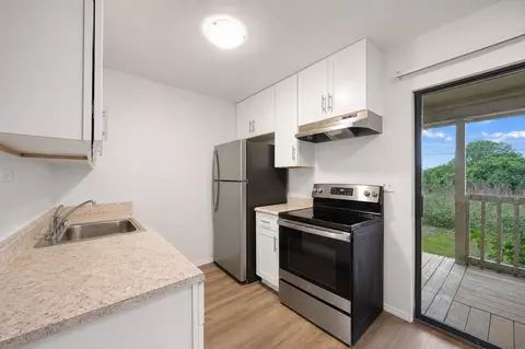 Kitchen - 128 Hillside Dr, Elgin, TX 78621 photo 3 of 3