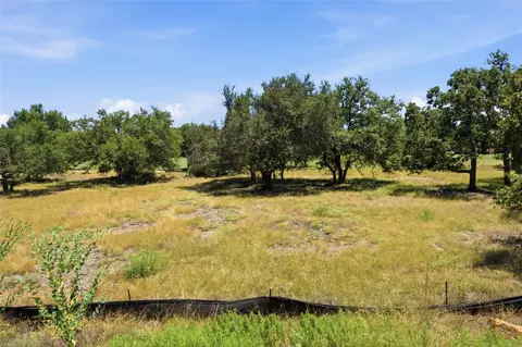 413 Lightning Ranch Rd, Georgetown, TX 78628 photo 8