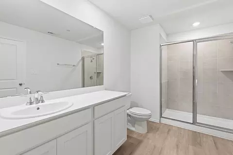 Bath - 164 Cinnabar Ln #2, Kyle, TX 78640 photo 1 of 4