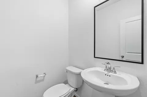 Bath - 164 Cinnabar Ln #2, Kyle, TX 78640 photo 4 of 4
