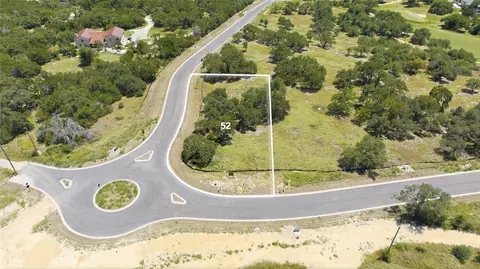 201 Lightning Ranch Rd, Georgetown, TX 78628 photo 2