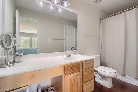 104 Comal Cv, Elgin, TX 78621 photo 21