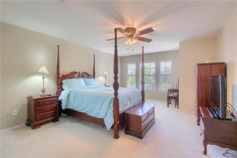 104 Comal Cv, Elgin, TX 78621 photo 19