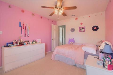 104 Comal Cv, Elgin, TX 78621 photo 29