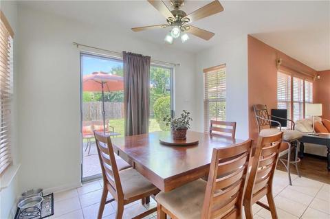 104 Comal Cv, Elgin, TX 78621 photo 14