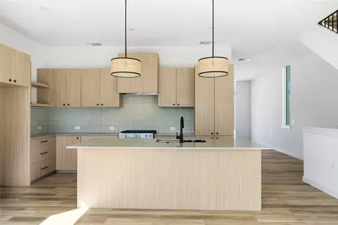 10807 Hermosillo Dr #1008, Austin, TX 78758