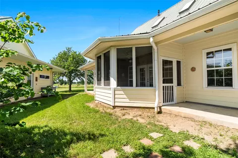 928 Upper Elgin River Rd, Elgin, TX 78621 photo 13