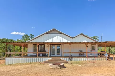 274 Old Potato Rd, Paige, TX 78659