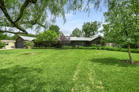 4901 Valley Oak Dr, Austin, TX 78731