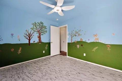 Bedroom - 152 Eagle Dr, Luling, TX 78648 photo 2 of 8