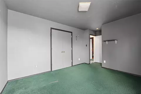Bedroom - 152 Eagle Dr, Luling, TX 78648 photo 7 of 8