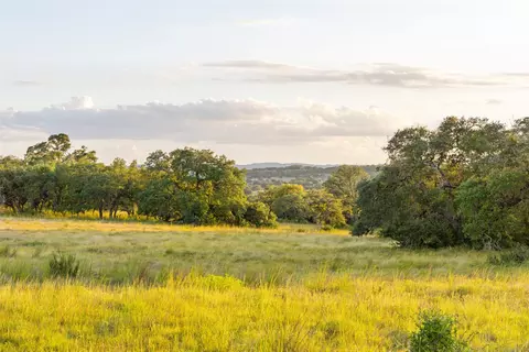 2 Jana Rose, Blanco, TX 78606