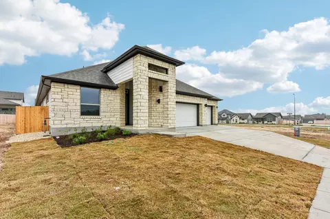 Exterior - 310 Treadwell Ln, Kyle, TX 78640 photo 2 of 3
