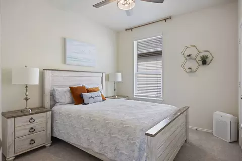 Bedroom - 462 Tree Nut Loop, Buda, TX 78610 photo 4 of 5