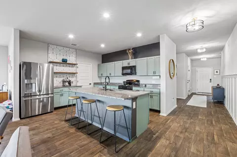 Kitchen - 11604 Comano Dr, Austin, TX 78747 photo 2 of 5