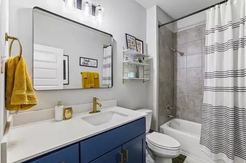 Bath - 11604 Comano Dr, Austin, TX 78747 photo 1 of 3