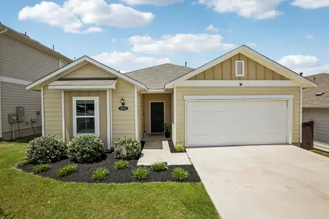 Exterior - 11604 Comano Dr, Austin, TX 78747 photo 4 of 8