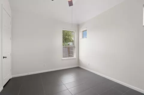 Bedroom - 1128 Clearwing Cir, Georgetown, TX 78626 photo 5 of 6