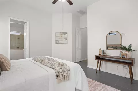 Bedroom - 1128 Clearwing Cir, Georgetown, TX 78626 photo 2 of 6